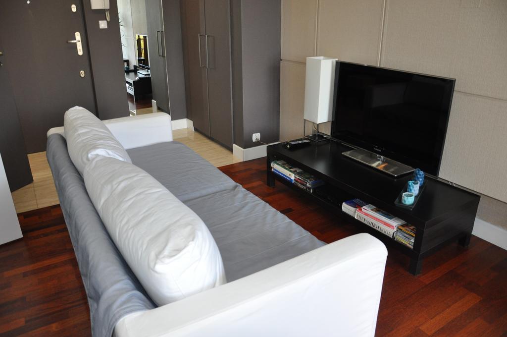 Apartament Mokotow Varşovia Exterior foto